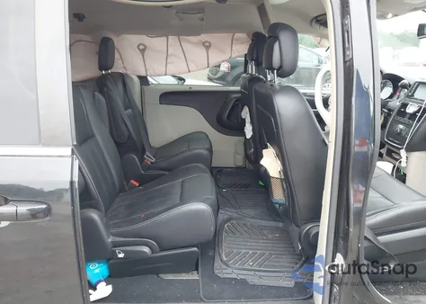 2015 Chrysler Town & Country Touring from USA, damaged, VIN 2C4RC1BG1FR619767